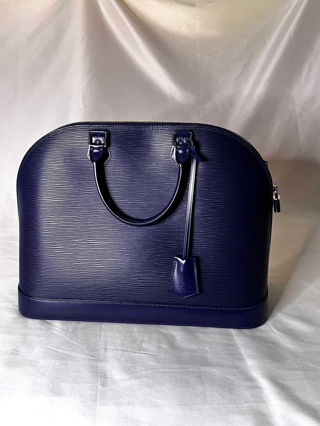 Louis Vuitton Alma PM Handbag Blue Leather