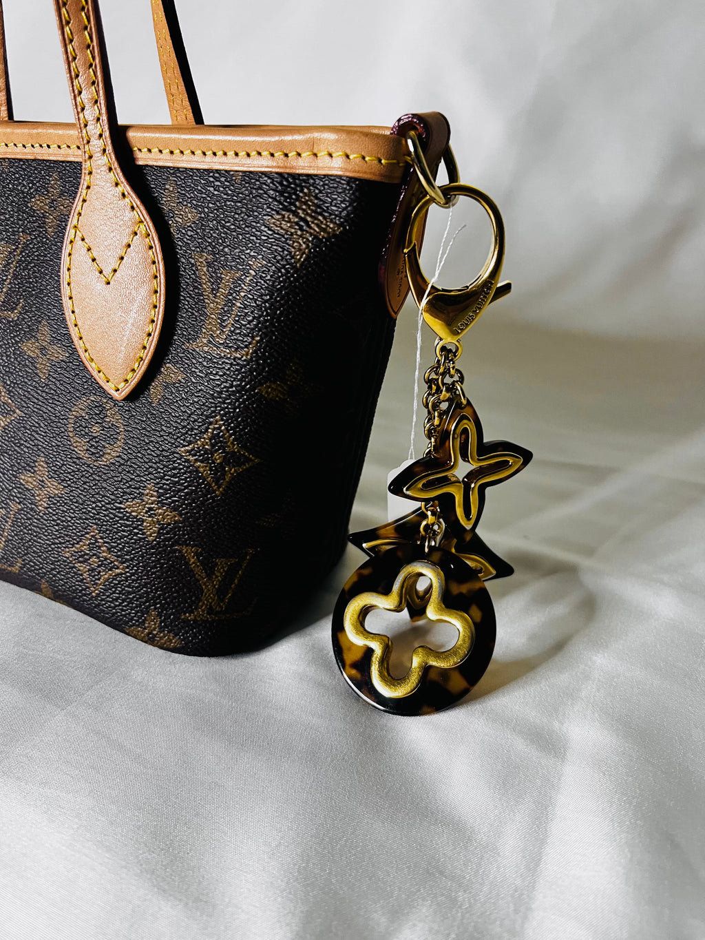 Louis Vuitton Neverful BB Tote Small