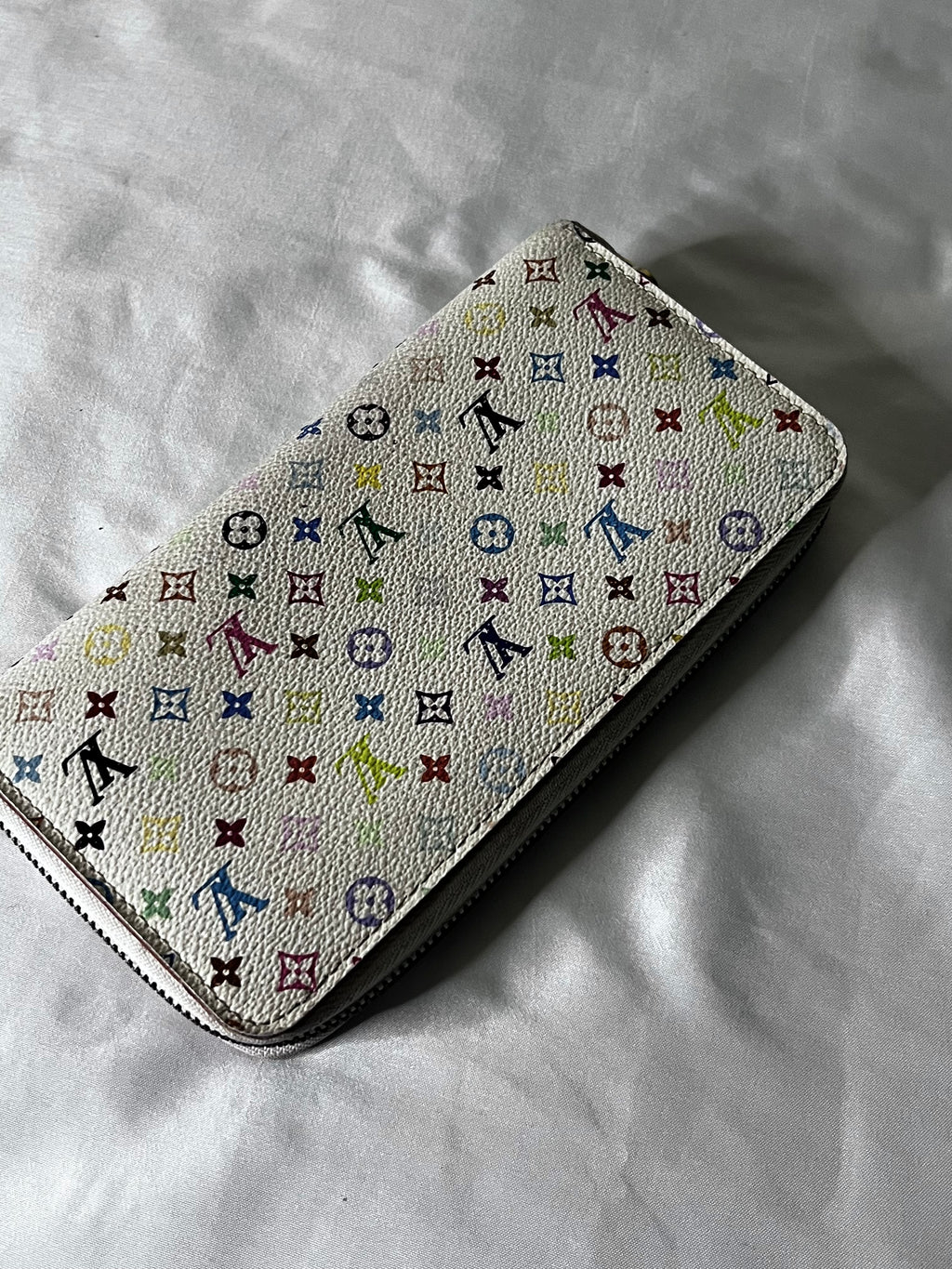Louis Vuitton White Monogram Multicolor Sarah Wallet
