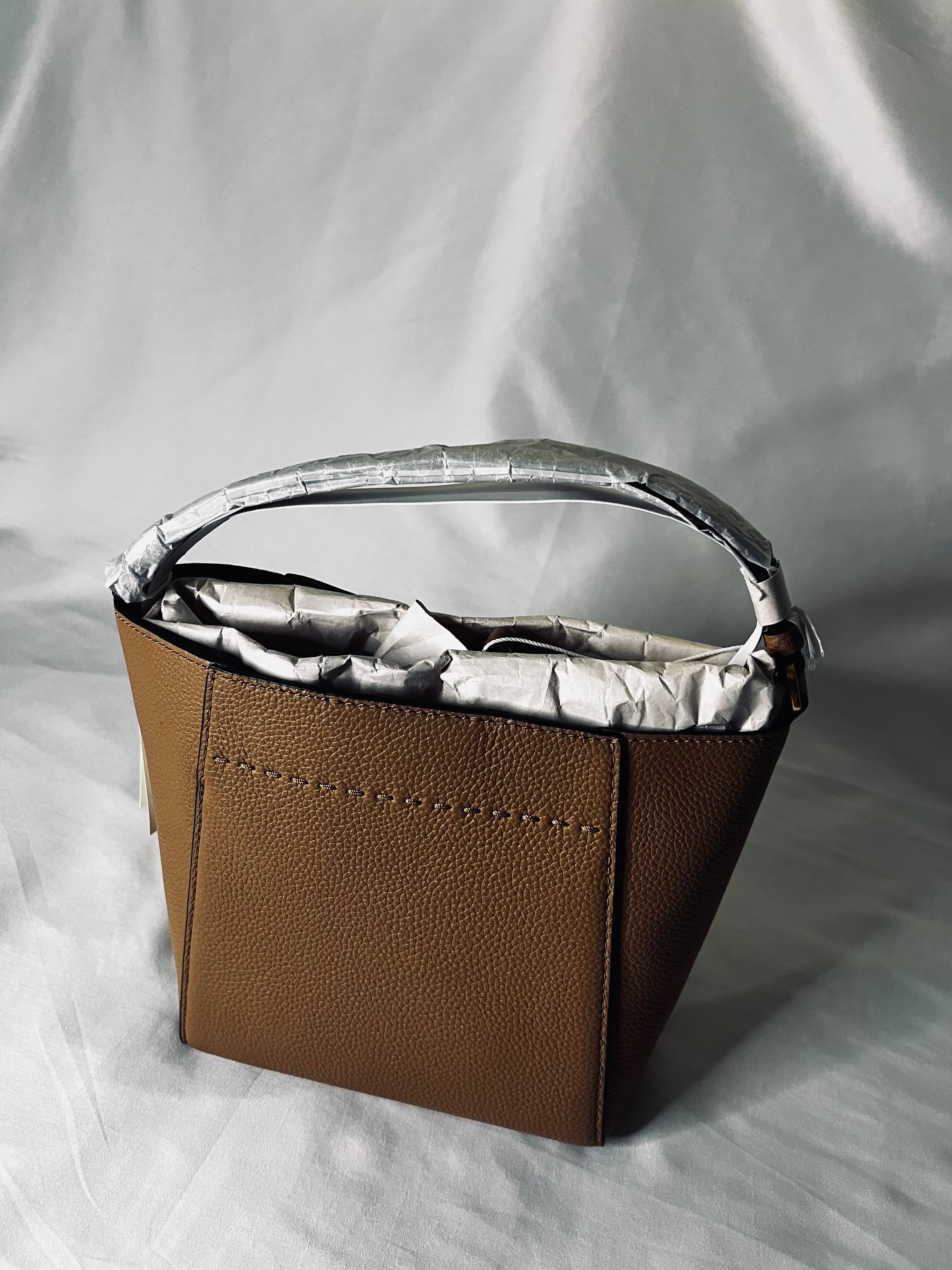 Tory Burch Small McGraw Bucket Bag