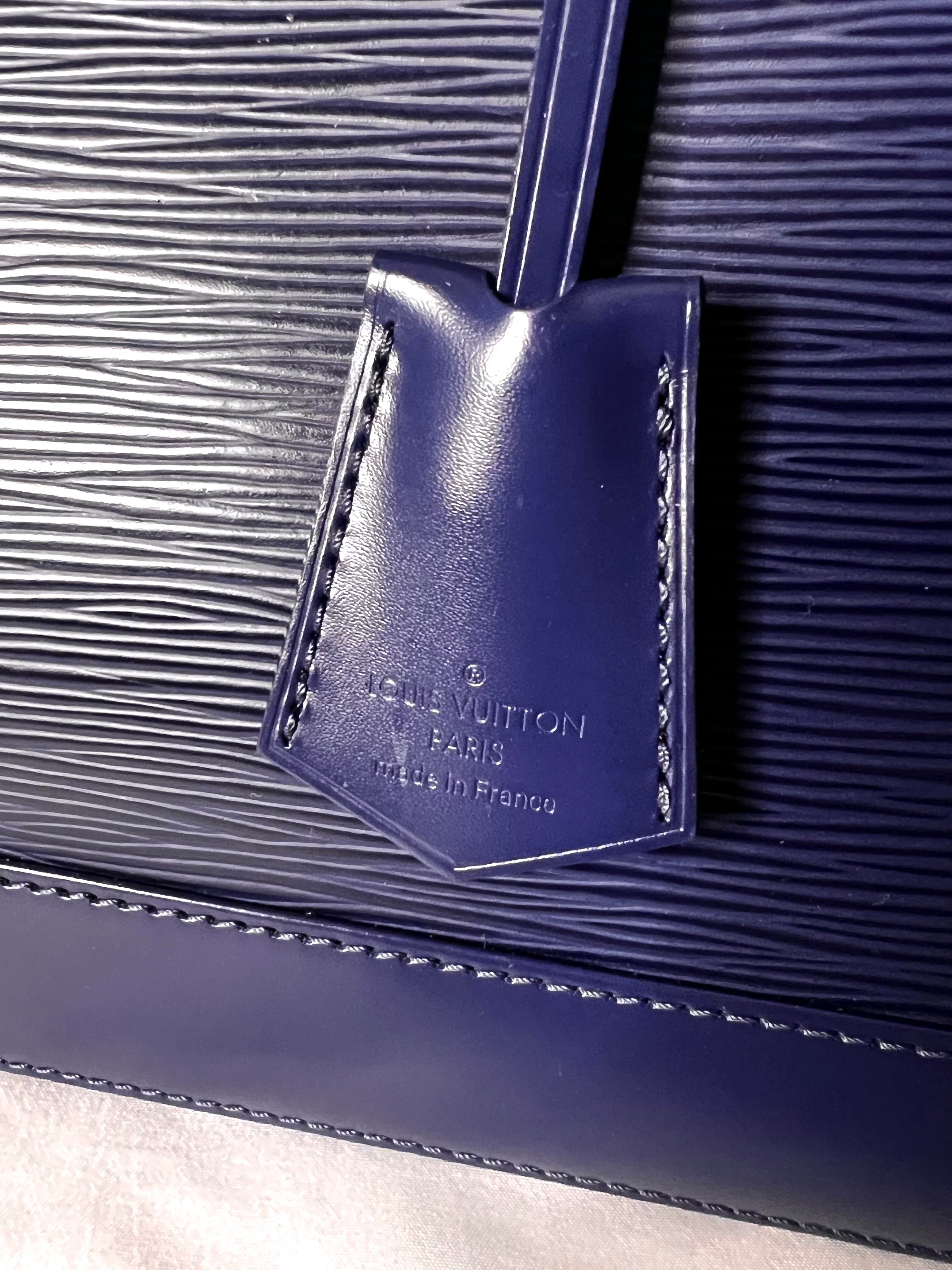 Louis Vuitton Alma PM Handbag Blue Leather