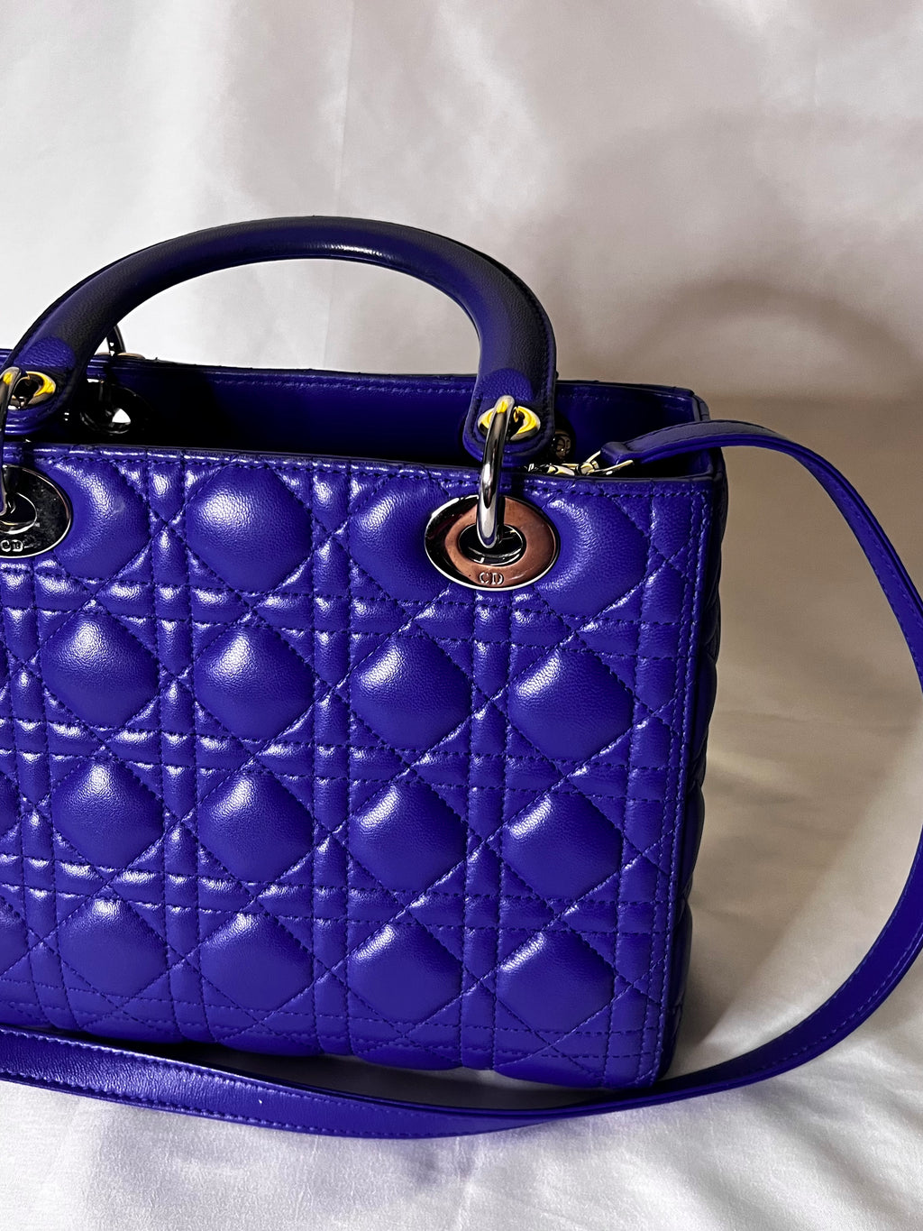 Blue Med Ultra Matte Lady Dior