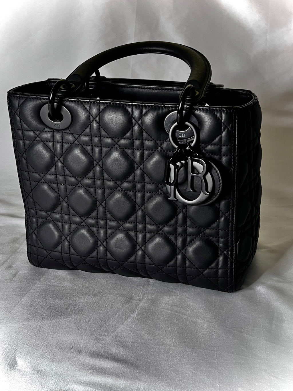 Black Med Ultra Matte Lady Dior