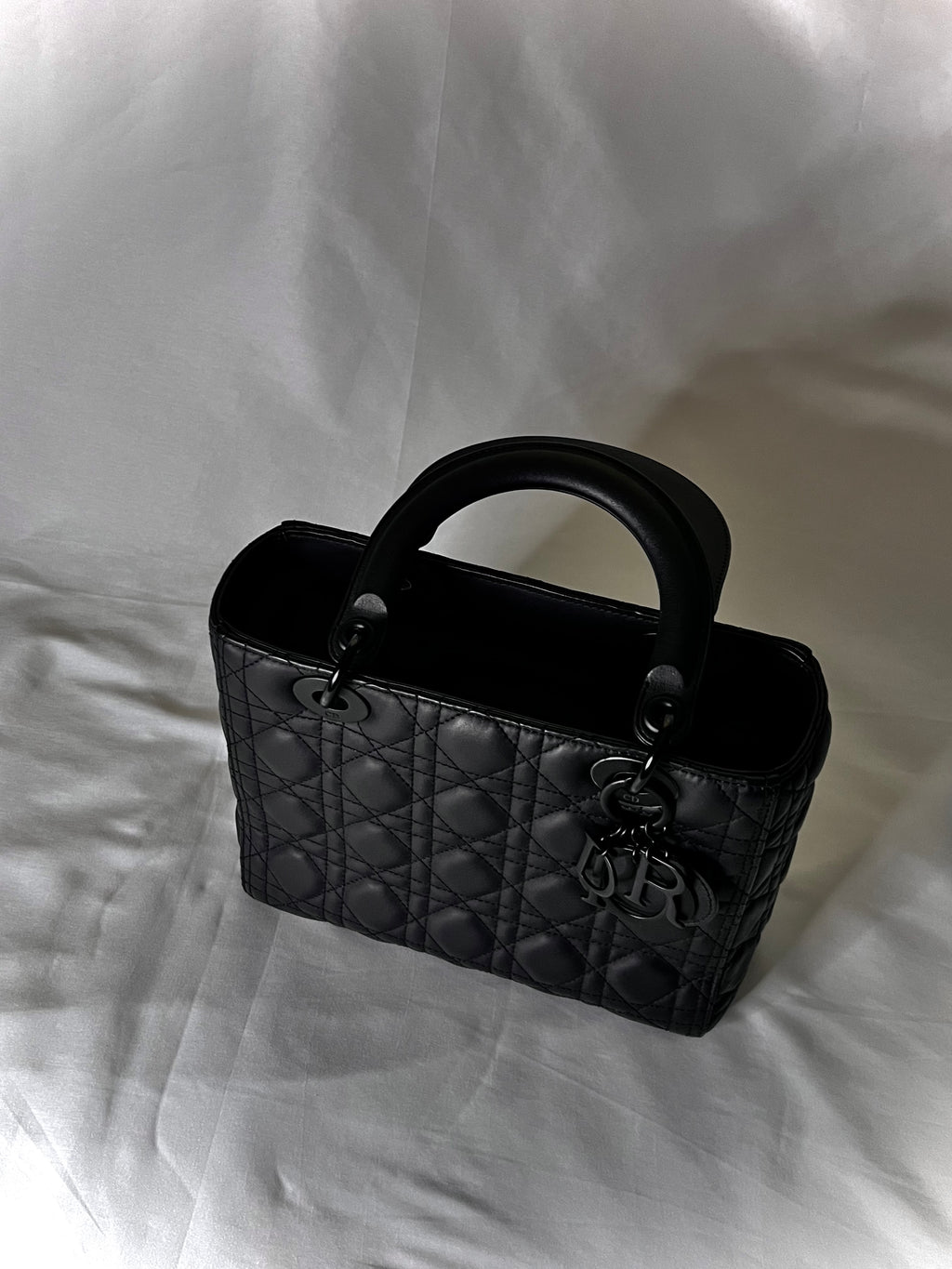 Black Med Ultra Matte Lady Dior